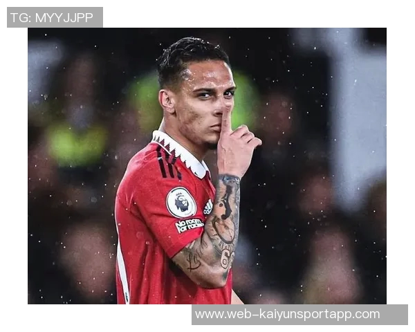 曼联官方宣布边锋转型中卫签下13岁天才后卫索克拉蒂斯